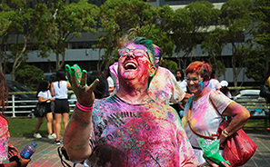 Holli Festival of Colour :  Photos : Richard Moore : Photographer